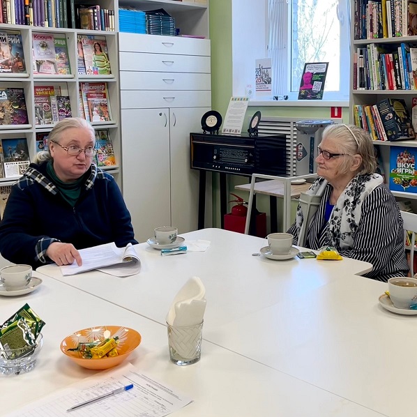 «Удивительные книги в разных жанрах»