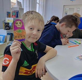 Знакомились с традициями, культурой народов России